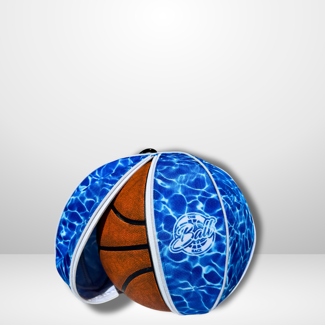 NOVR The Ballsack Shots Wet clip-on ball carrier — side view